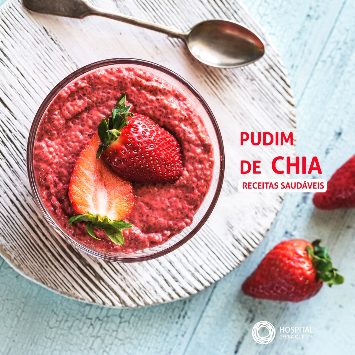 PUDIM DE CHIA COM FRUTA